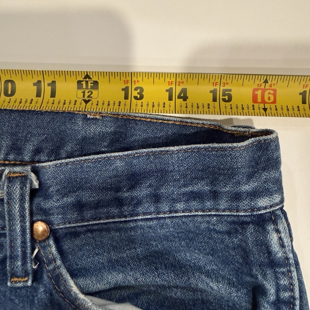 Wrangler Cowboy Cut Jeans Medium Wash Men's Tag 34x32 Measures 32x30.5 - Picture 3 of 9